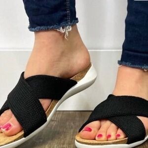 Arcopedico Black Cross-Strap Comfort Slide Sandals